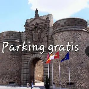 Puerta De Bisagra-parking Gratis- Con 2 Apartment